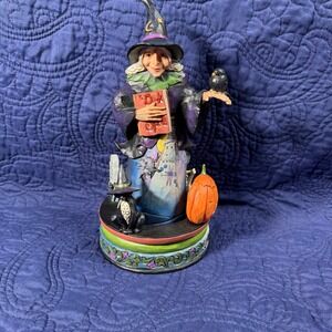 Jim Shore Heartwood Creek Ghostly Ghastly Greetings Witch Figurine 10in Read